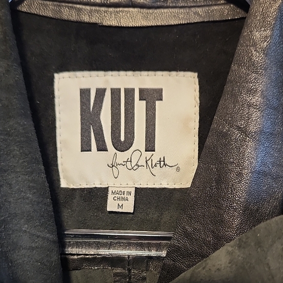 Kut from the Kloth Black Leather Vest - Picture 2 of 8